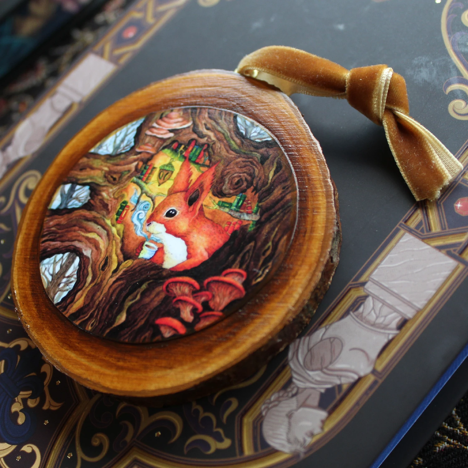 Art Print Wood Slice - Hideaway - Image 2